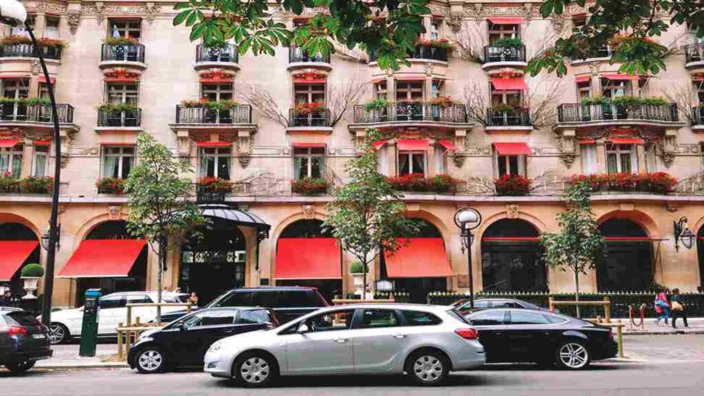 Hotel Plaza Athénée, Best Hotels Near Eiffel Tower, Paris